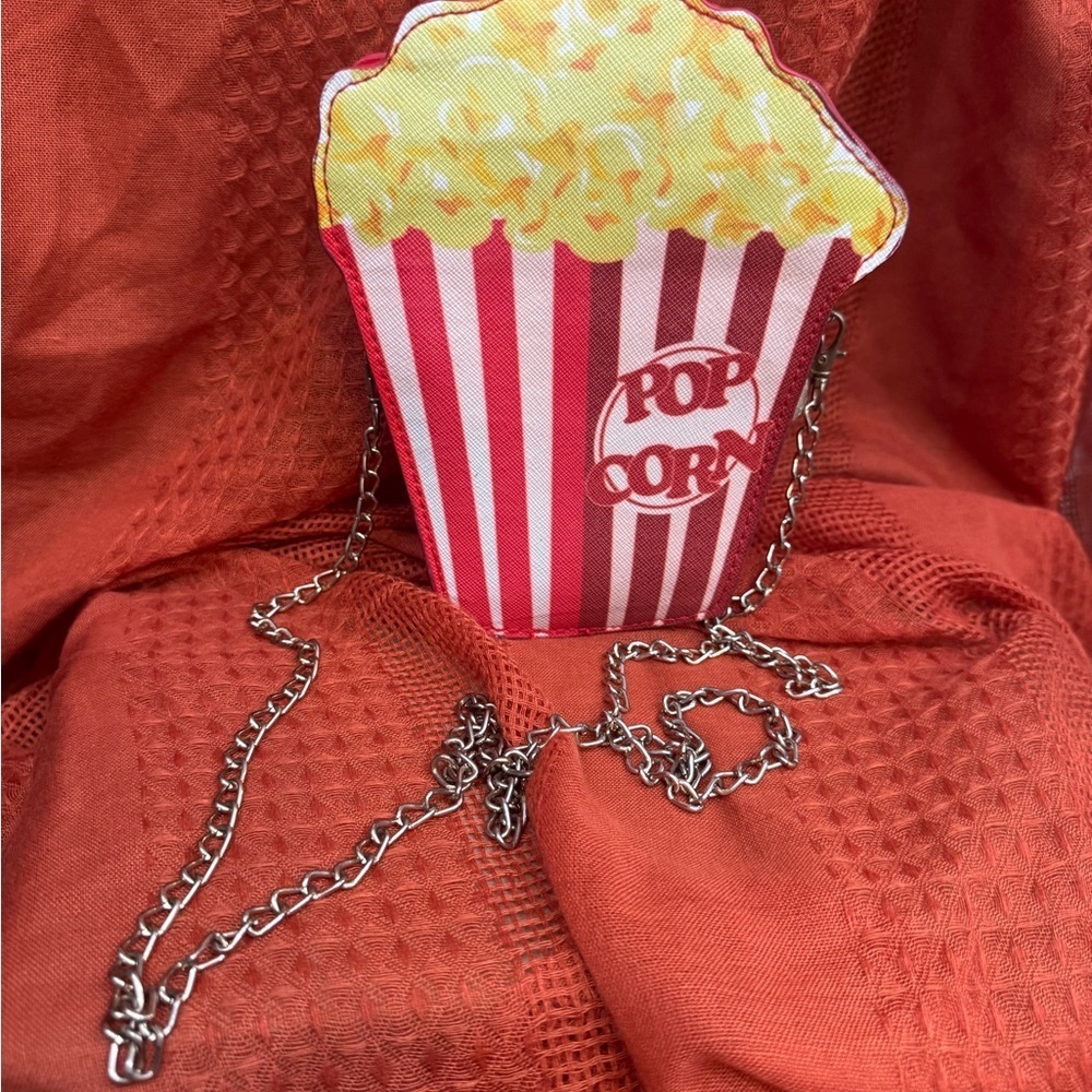 Popcorn Design Novelty Bag with Chain Strap